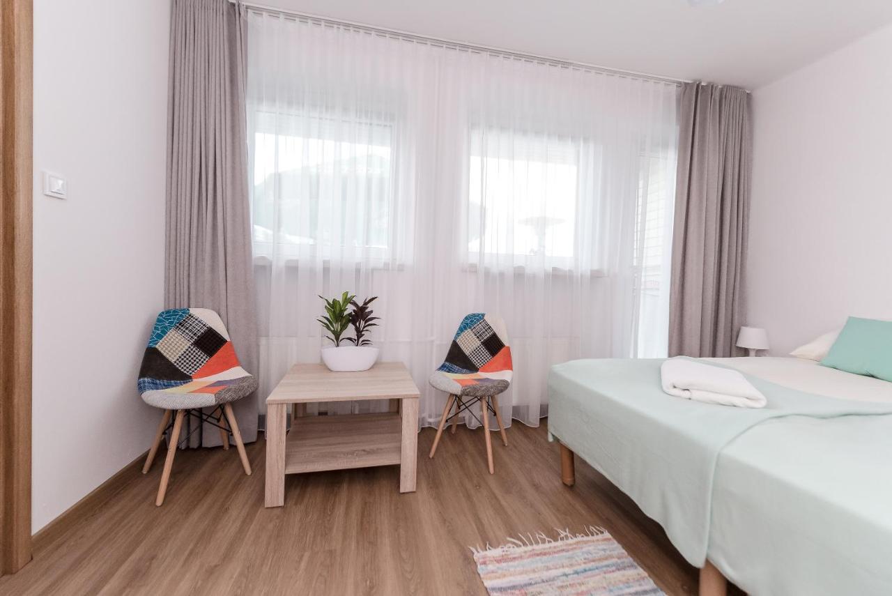 Willa Bialy Domek Ustroń Buitenkant foto